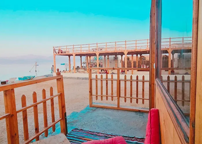 Lodge Star Dune Camp *