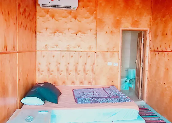 Lodge Star Dune Camp *